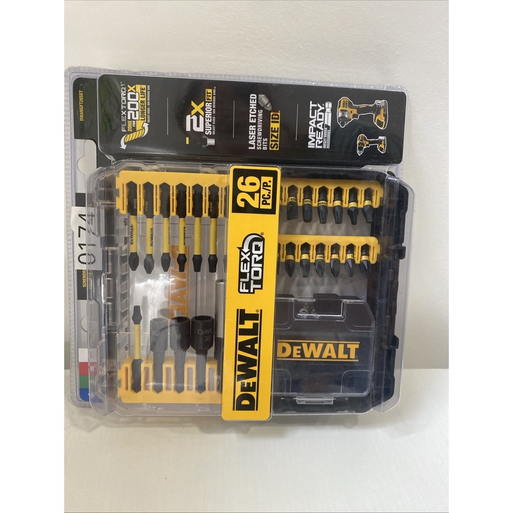 DEWALT 26pc FLEX TORQ IMPACT DRIVE BIT SET w/ NUT DRIVERS